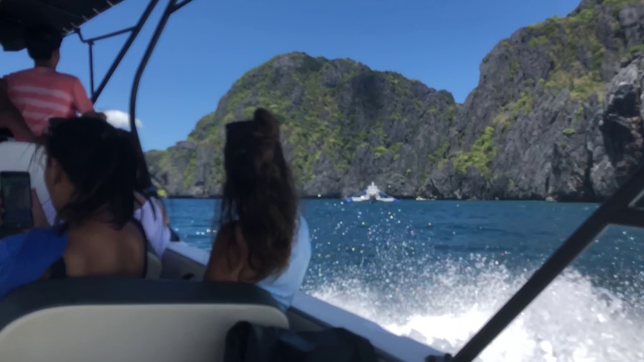 Insulele El Nido, Palawan;  Tur cu barca cu motor El Nido Yachting Club