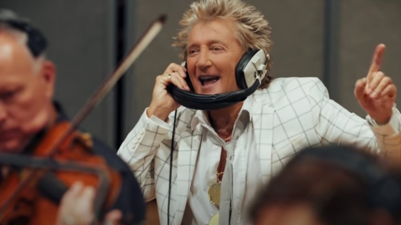 Rod Stewart – Navigare cu Royal Philharmonic Orchestra (video oficial)