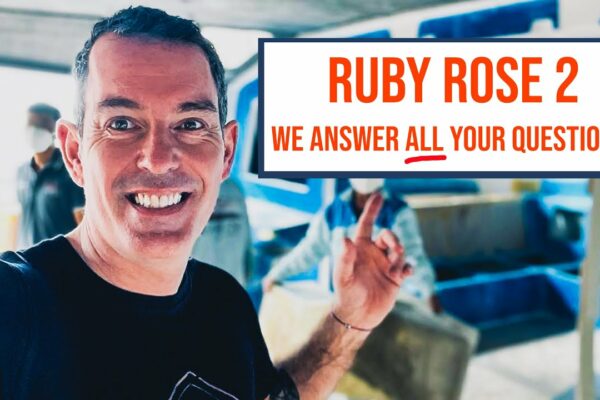 RUBY ROSE 2 Catamaran: Răspundem la TOATE întrebările tale arzătoare!