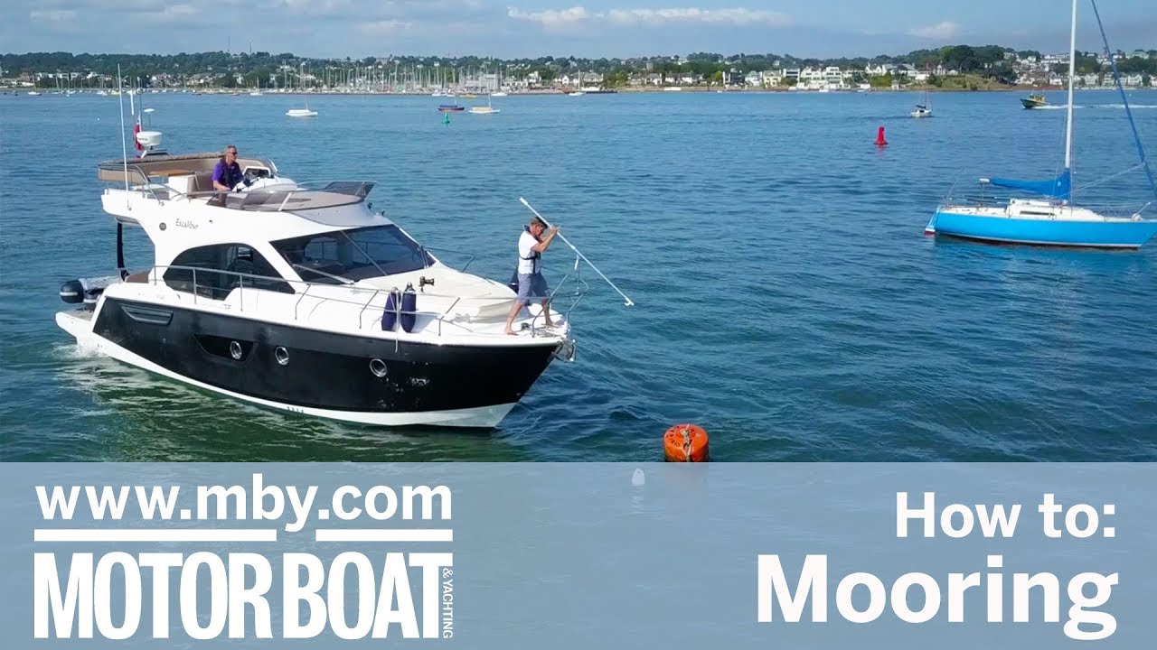 Cum să: Acostare |  Barcă cu motor și iahting