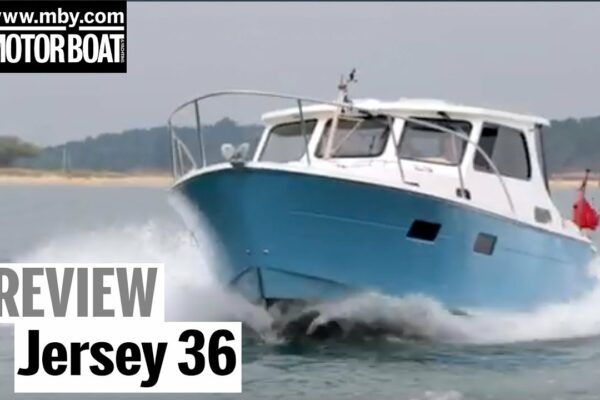 Jersey 36 |  Recenzie |  Barcă cu motor și iahting
