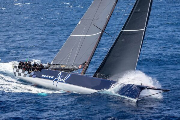 Rolex Sydney Hobart Yacht Race 2021 – 28 decembrie – Line Honors