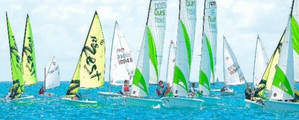 O primă zi frumoasă de cursă în Caribbean Dinghy Championship 2022 – Caribbean Sailing Association