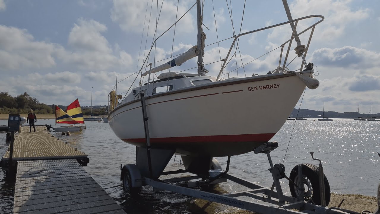 Am cumpărat o barcă fără experiență (dezastru) |  Yacht Hurley 20 de 20 de picioare [Ep.1]