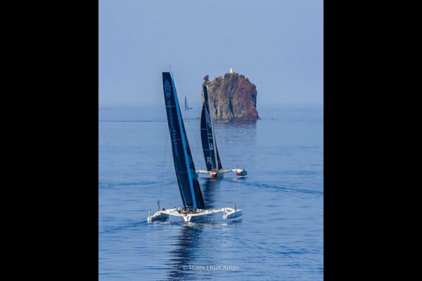 Rolex Middle Sea Race, Cărți poștale sugestive de la Stromboli