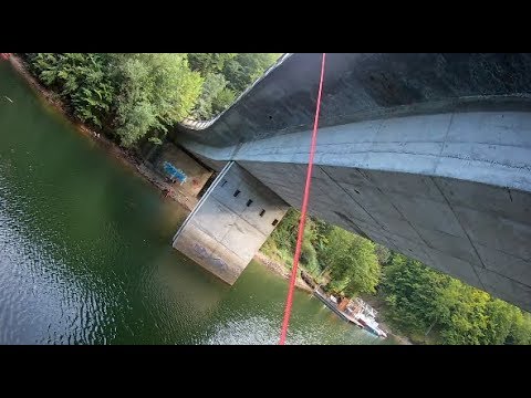 Leagăn de frânghie la Tarnița