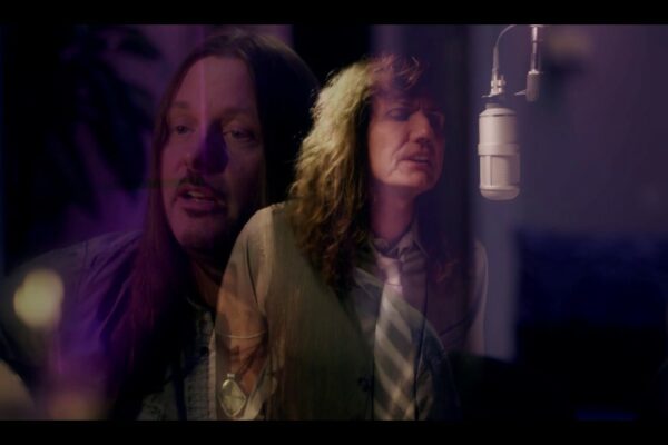 „Sail Away” al lui Whitesnake din The Purple Album - Video Gift