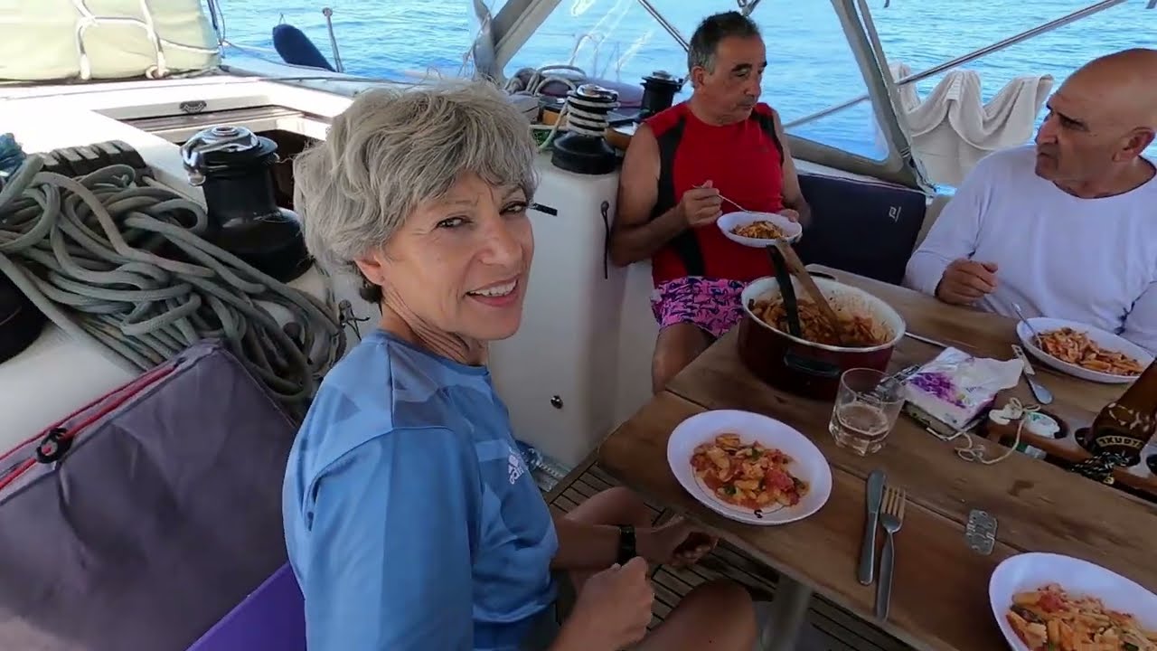 Navigare din Israel la Rodos cu o oprire la Castellorizo