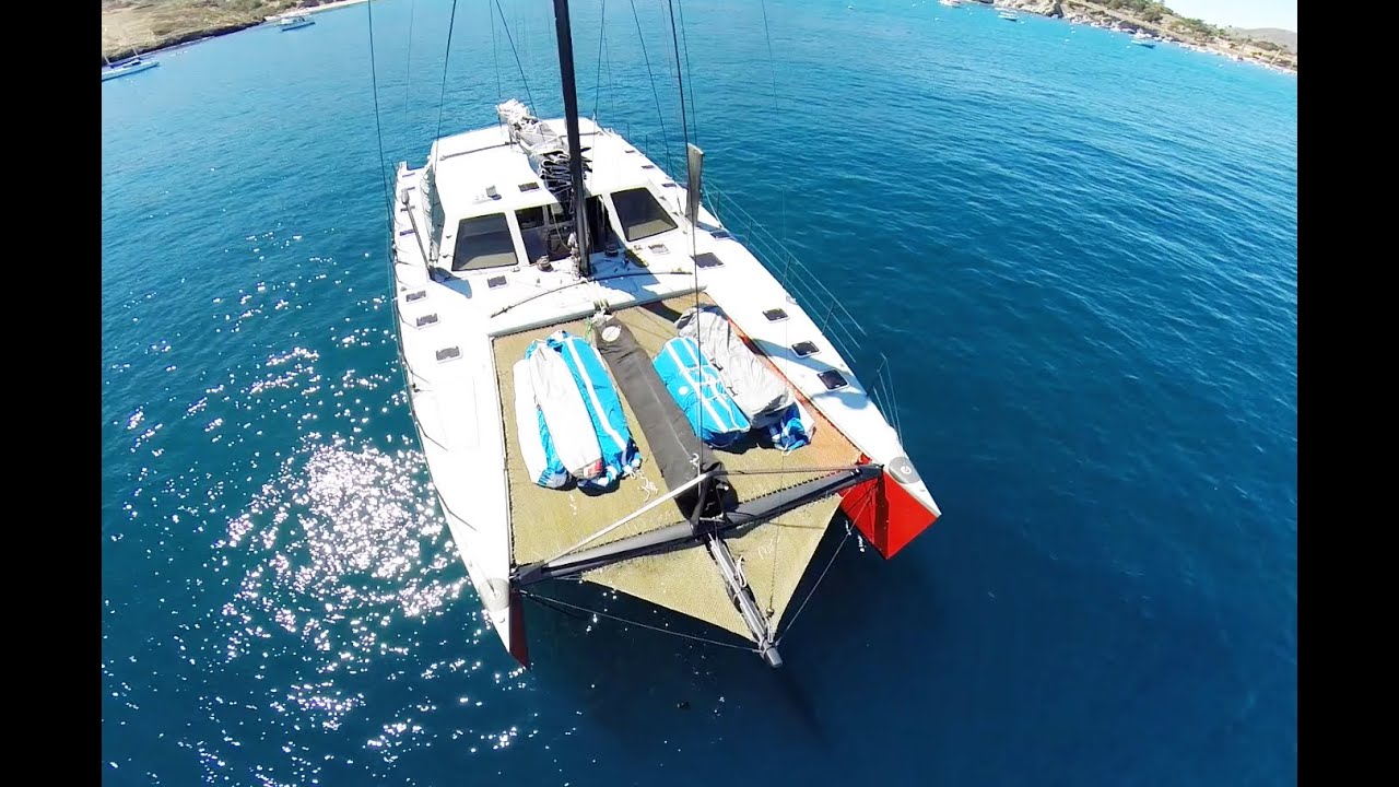 Cum să alegi un catamaran – Tehnici de navigare cu catamaran