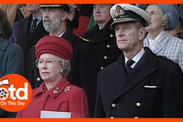 1997: Queen In Tears As Royal Yacht Dezafected
