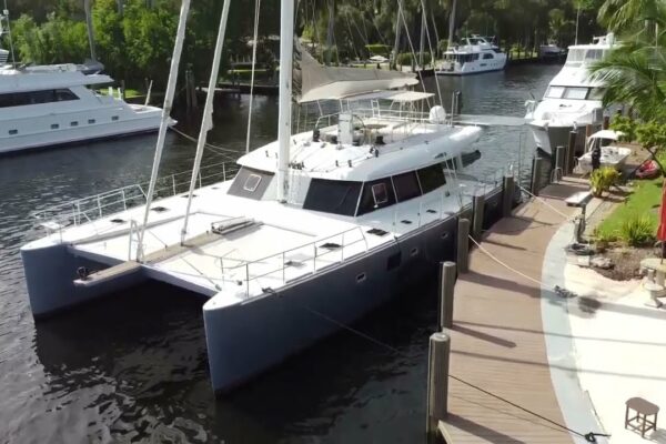diamond girl- Sunreef 62 catamaran cu vele de vânzare în Fort Lauderdale 830.000 USD
