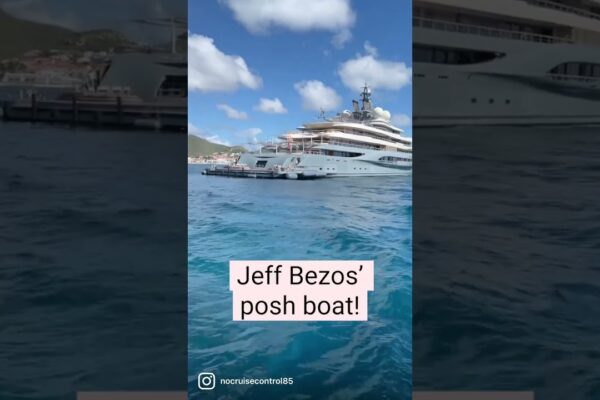 Super Yacht-ul lui Jeff Bezos!  #stmaarten #cruisevlogger #luxuryboat #superyacht