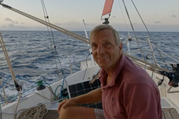 Solo Sailor Simon Curwen: Imagini la bord de la Lanzarote la Cape Town