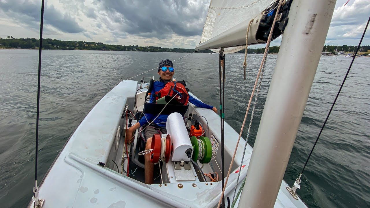 Cum navighez fără să-mi mișc brațele!  Sip & Puff Sailing ca Quadriplegic |  Martin 16 și PowerAssist