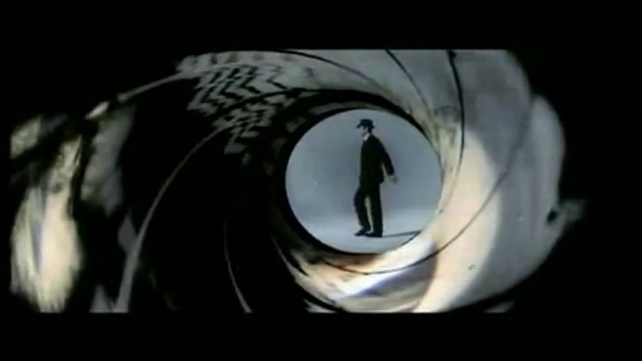 Iaht James Bond de vânzare