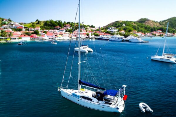 Ultima noastră insulă din Caraibe 🏝 Croazieră în Guadelupa |  EP 26 - Castor cu vele