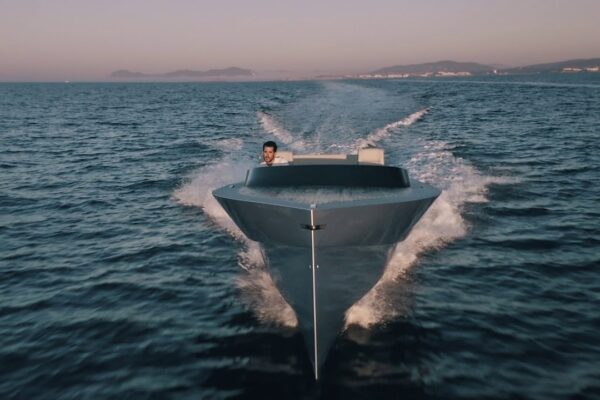 Yachting conștient și elegant: SAY 29 Ibiza 2020