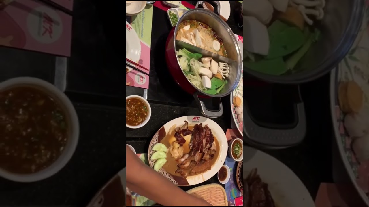 Mâncare delicioasă Thai Hot Pot!