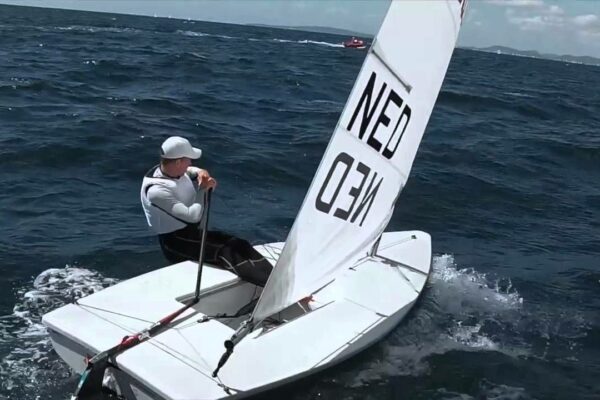 SportVid - Navigare cu laser în sensul vântului