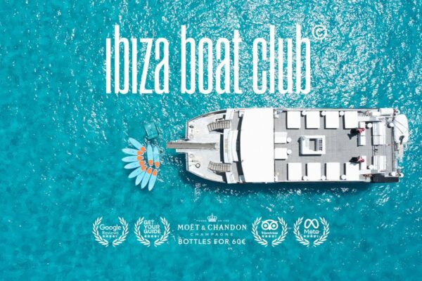 Ibiza Boat Club.  Cea mai elegantă petrecere cu barca din Ibiza și excursie unică cu barca la Formentera.