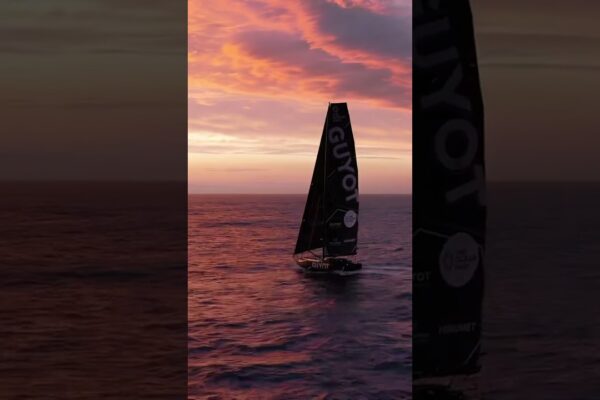 Beautiful Sunset Sailing ⛵ GUYOT environnement - Echipa Europei va reveni în etapa 4!  #pantaloni scurti