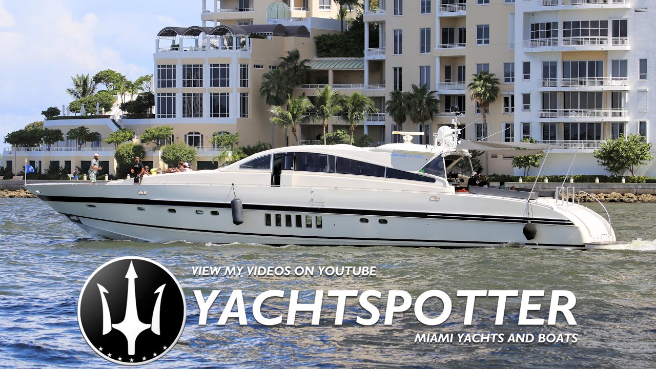 Scena de iahting din Miami în modul complet.  Iahturi și charter de weekend în Miami Beach - Yachtspotter 4K