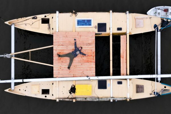 Am construit o punte la ancora |  Sălbatic Sailing