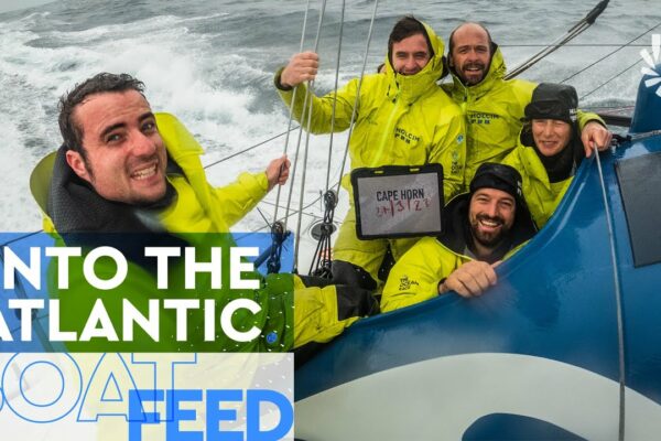 Un reper uriaș de navigație |  Hrănirea bărcilor: Team Holcim-PRB |  Cursa Oceanului