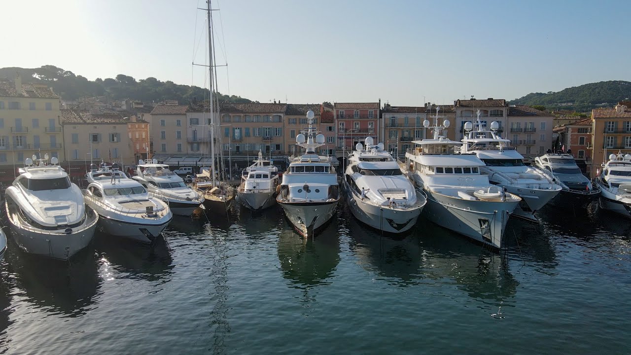 St Tropez : Le village du yachting (FR + ENG SUBT)