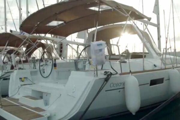 Beneteau Oceanis 45 "Idroussa" pentru charter - Greek Islands Yachting
