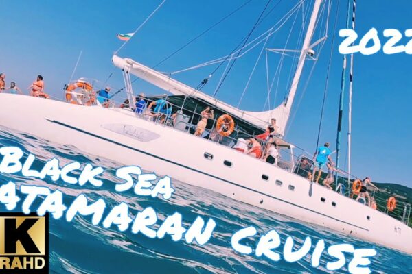Croaziera VIP cu catamaran la Marea Neagră Vara 2022 Navigare de la Nessebar pe un iaht 4k