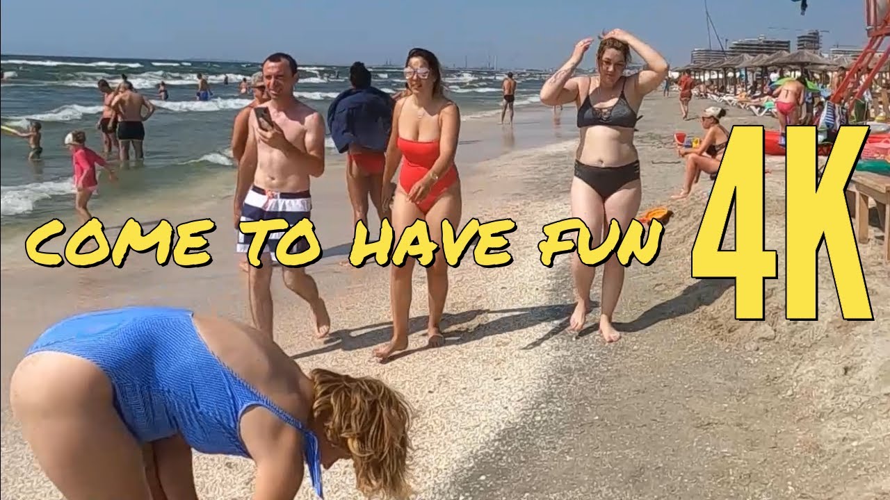 Barefoot on the Beach Video 4K Bikini Beach