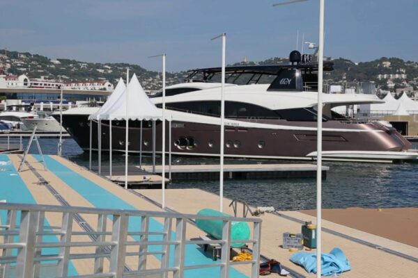 Instalare 2016 - Cannes Yachting Festival