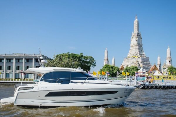 Jeanneau NC 33 Yachting în Bangkok, Thailanda