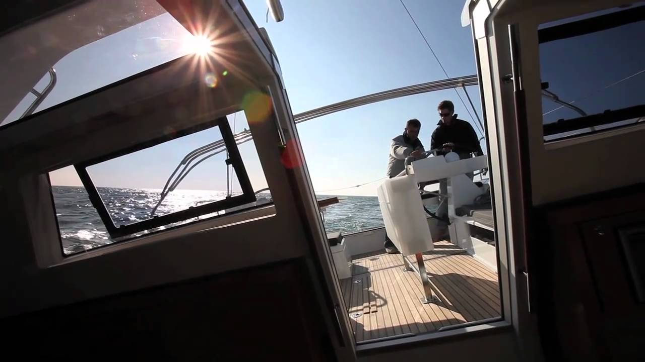 Video Beneteau Sense 50 - Lumea Yachtingului
