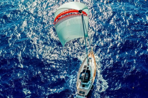 Viitorul Sailing Insieme.  |  🔴 LIVE din Caraibe