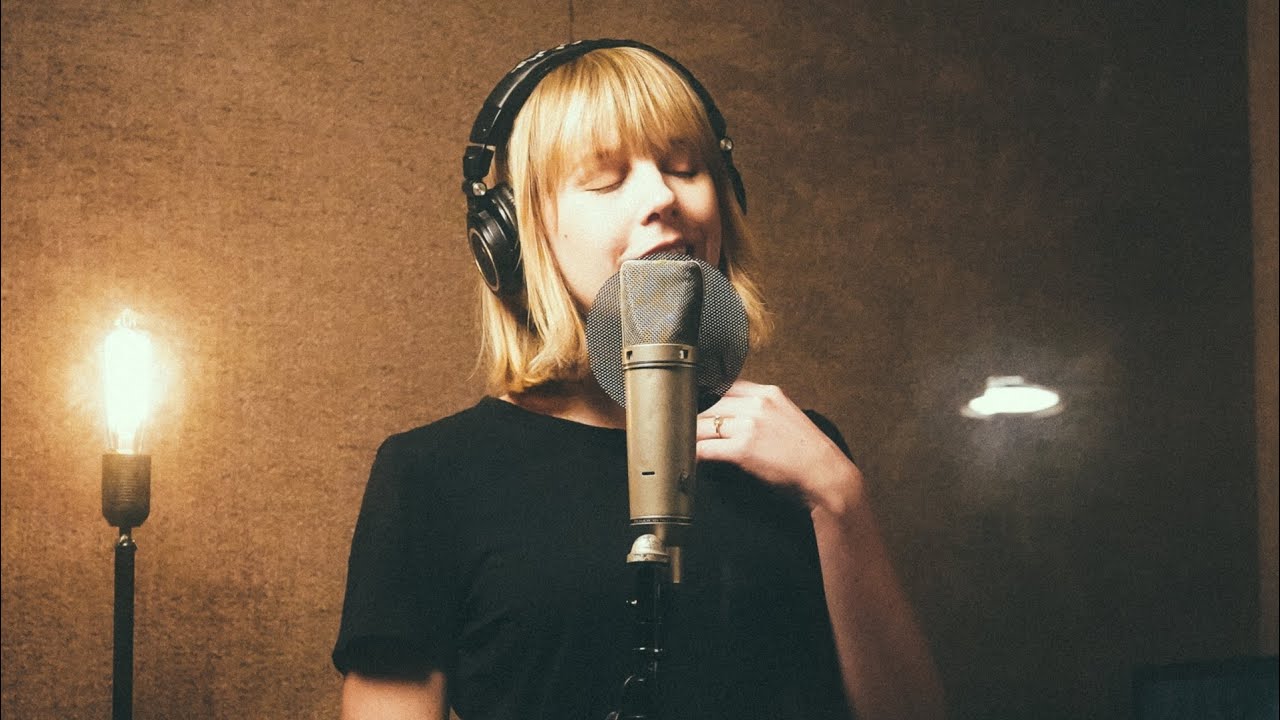 Sub cerul Parisului  Edith Piaf  Pomplamoose ft.  Ross Garner