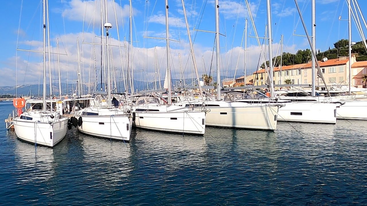 Descoperiți Bavaria Yachts cu Evasion Yachting - Expoziție permanentă pe plutire în Toulon