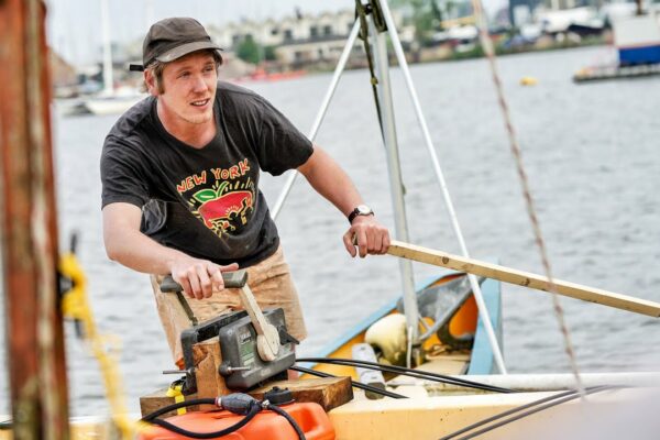 Mutarea ambarcațiunii mele folosind motoare discutabile |  Sălbatic Sailing