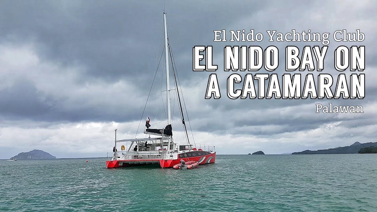 Golful El Nido pe un catamaran
