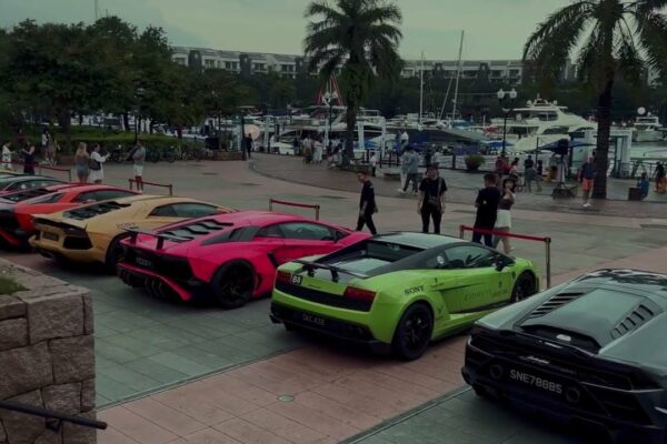 Lamborghini expuse la cel mai bun port din Asia