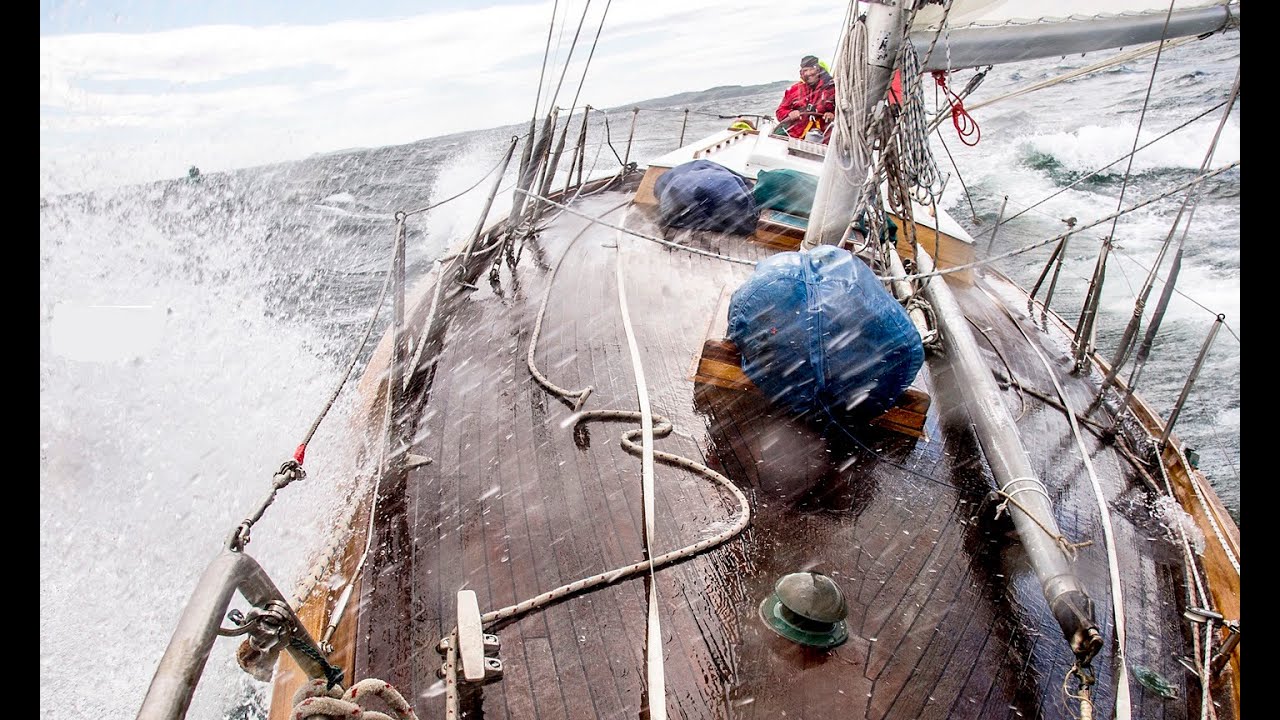 Magnificent Yachting Expedition Trans Med Sailing 2500 Nm Excursie pe un iaht cu vele