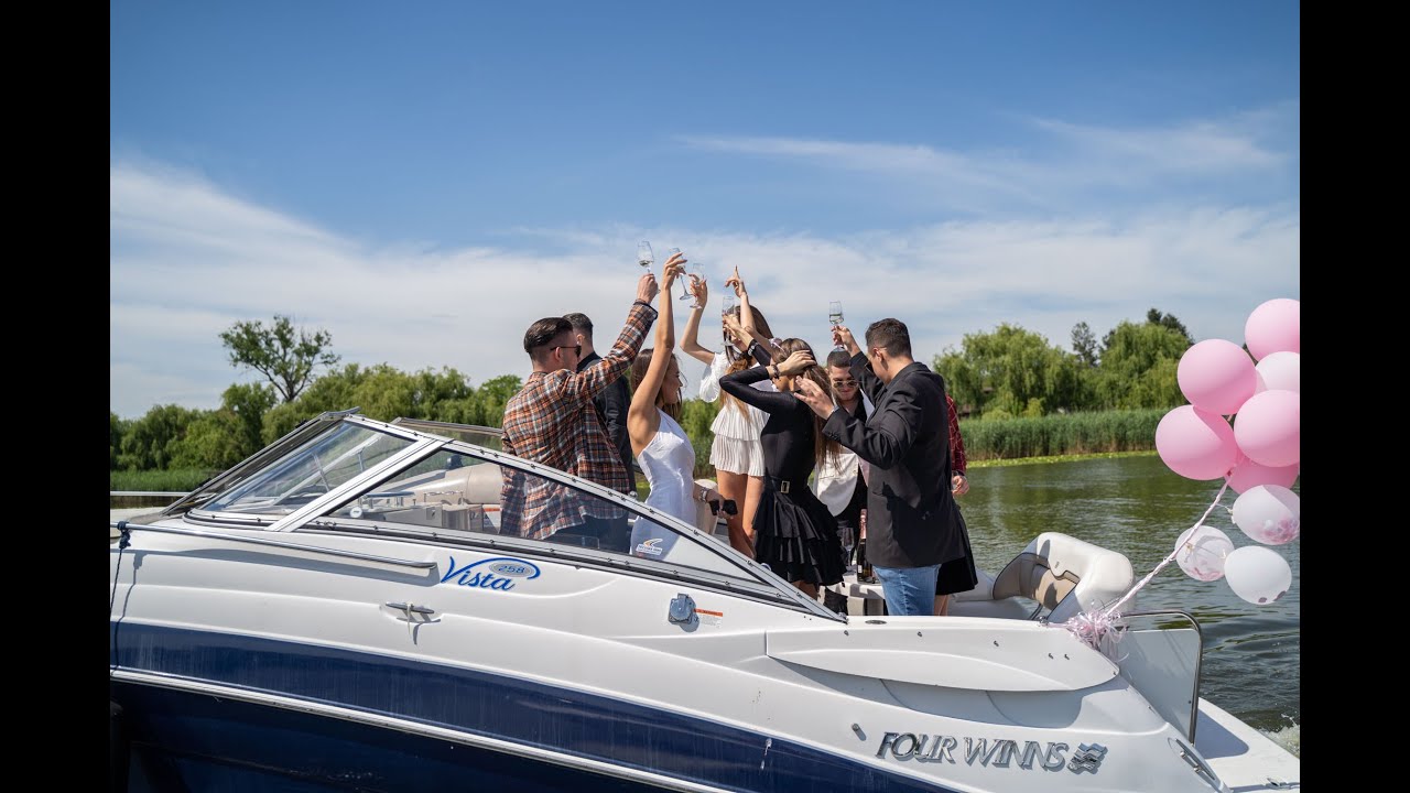 Party pe Yachtul Ambasad'Or, din Lacul Snagov