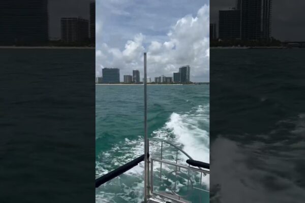 Brauer 55 Sea Trial - Bijuterie una în felul #yachting #barcă #crowboard