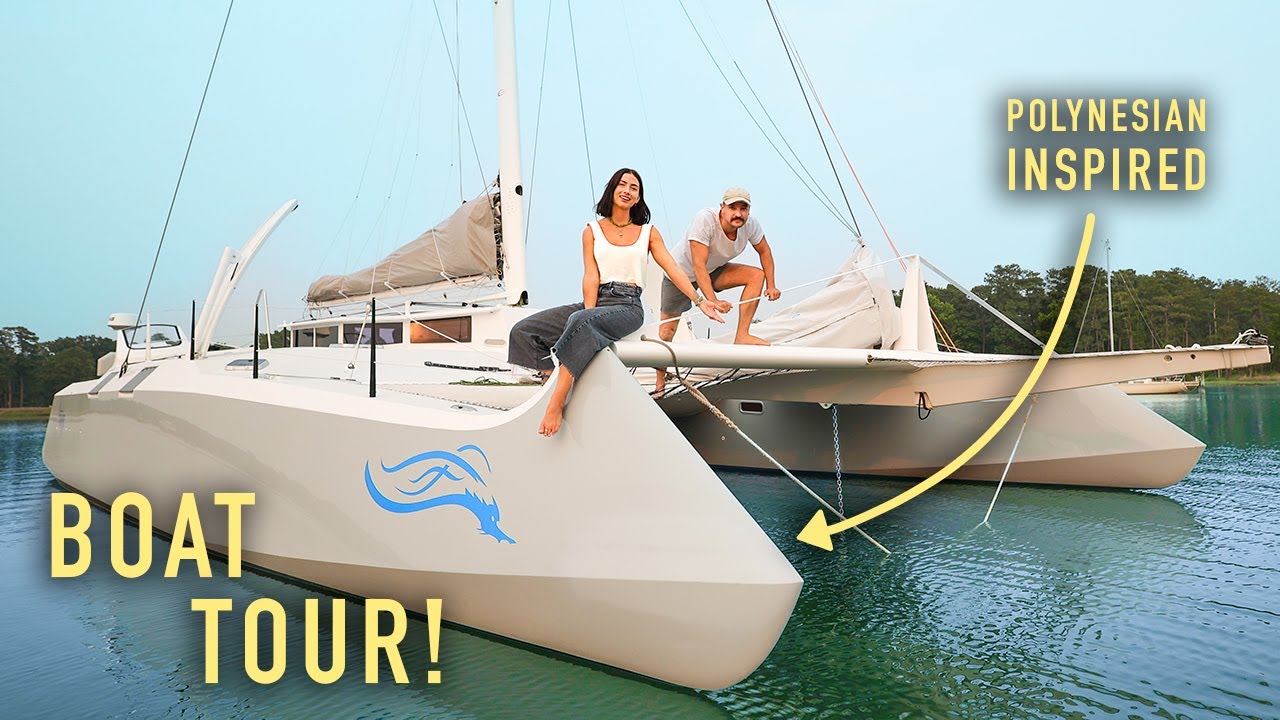 Am navigat cu 20 de noduri pe acest catamaran personalizat!