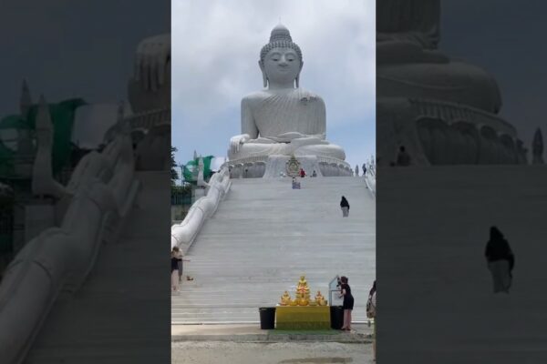Vederi minunate de la și despre „Marele Buddha”, Phuket Thailanda