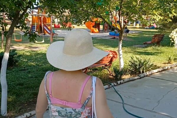 Drumul încântător spre plaja , Mamaia 2023