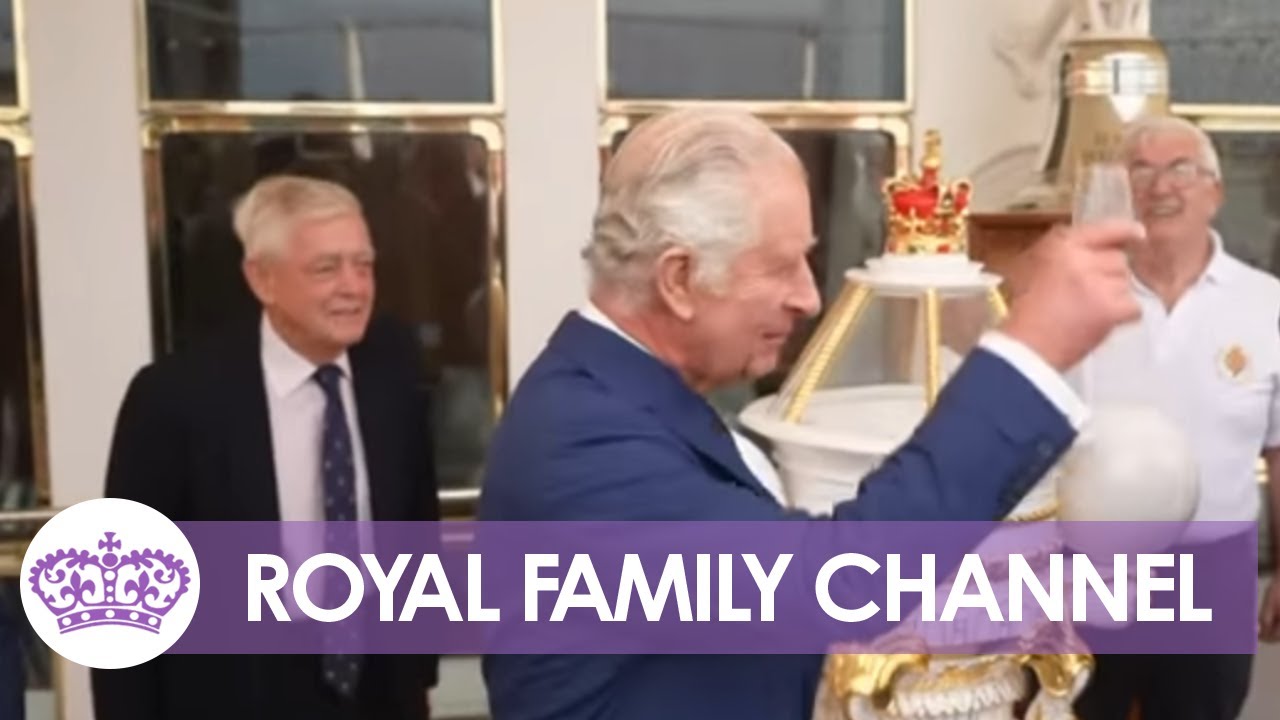 Un rege Charles plin de spirit bea vin cu Royal Yachtsman