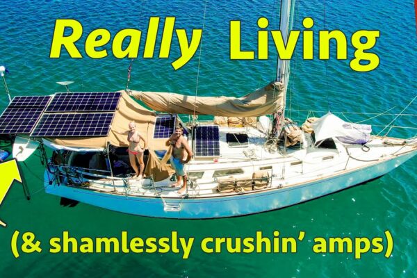 Cum trăim 100% reducere la grilă pe barca noastră cu pânze (Calico Skies Sailing, Ep 197)