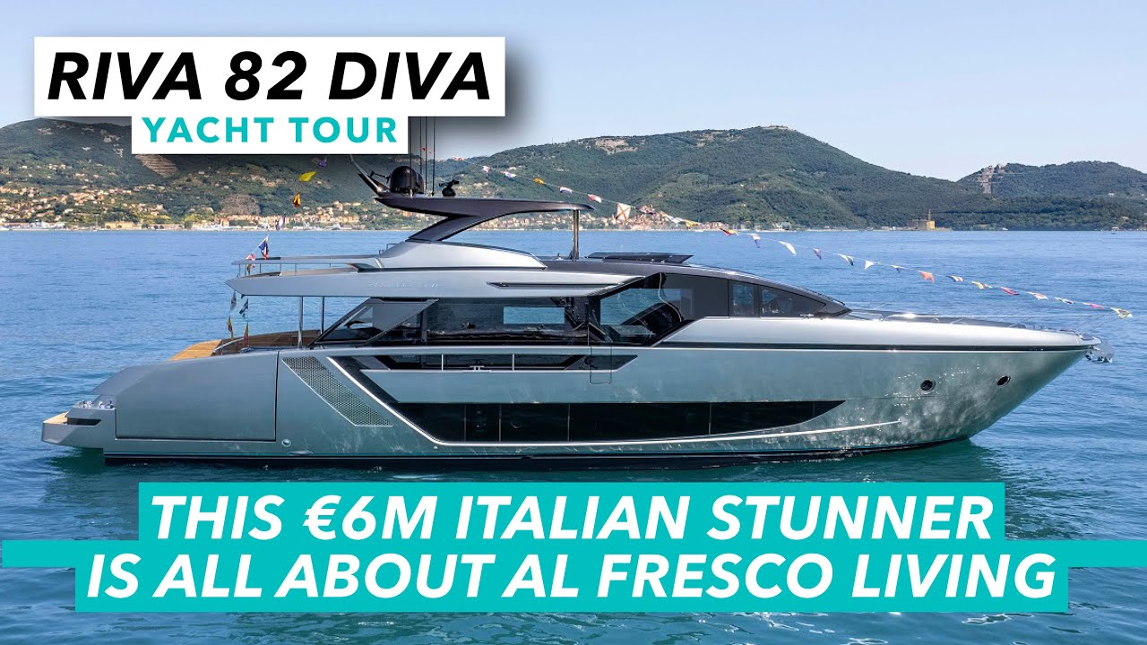 Tur cu iaht Riva 82 Diva |  Uimitoarea italiană de 6 milioane EUR se referă la viață în aer liber |  Barcă cu motor și iahting